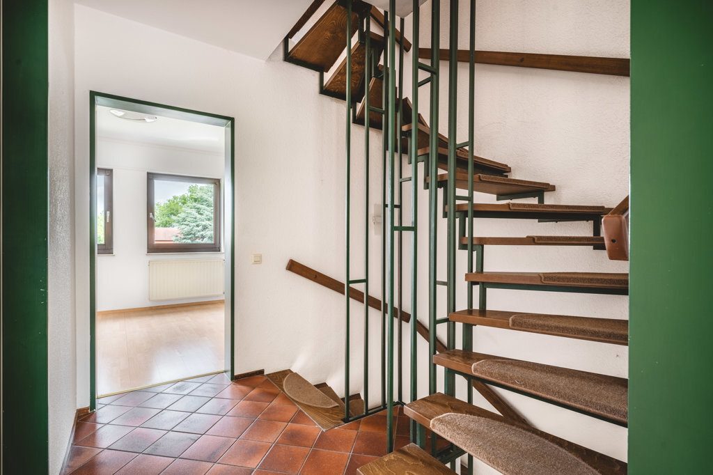 Immobilienangebot - Aachen - Wohnen - Seltene Gelegenheit!
Gepflegtes Einfamilienhaus mit sonnigem
Garten und Garage in der Aachener Soers