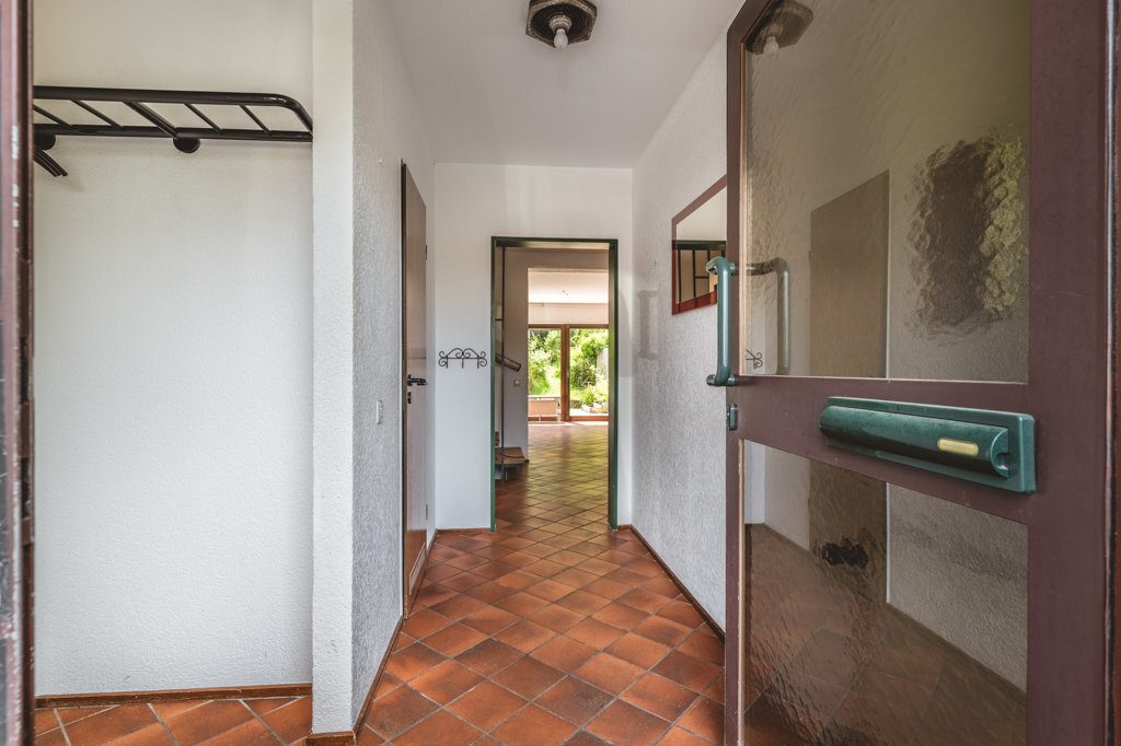 Immobilienangebot - Aachen - Wohnen - Seltene Gelegenheit!
Gepflegtes Einfamilienhaus mit sonnigem
Garten und Garage in der Aachener Soers