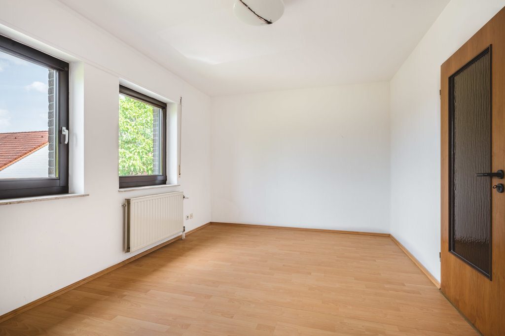 Immobilienangebot - Aachen - Wohnen - Seltene Gelegenheit!
Gepflegtes Einfamilienhaus mit sonnigem
Garten und Garage in der Aachener Soers