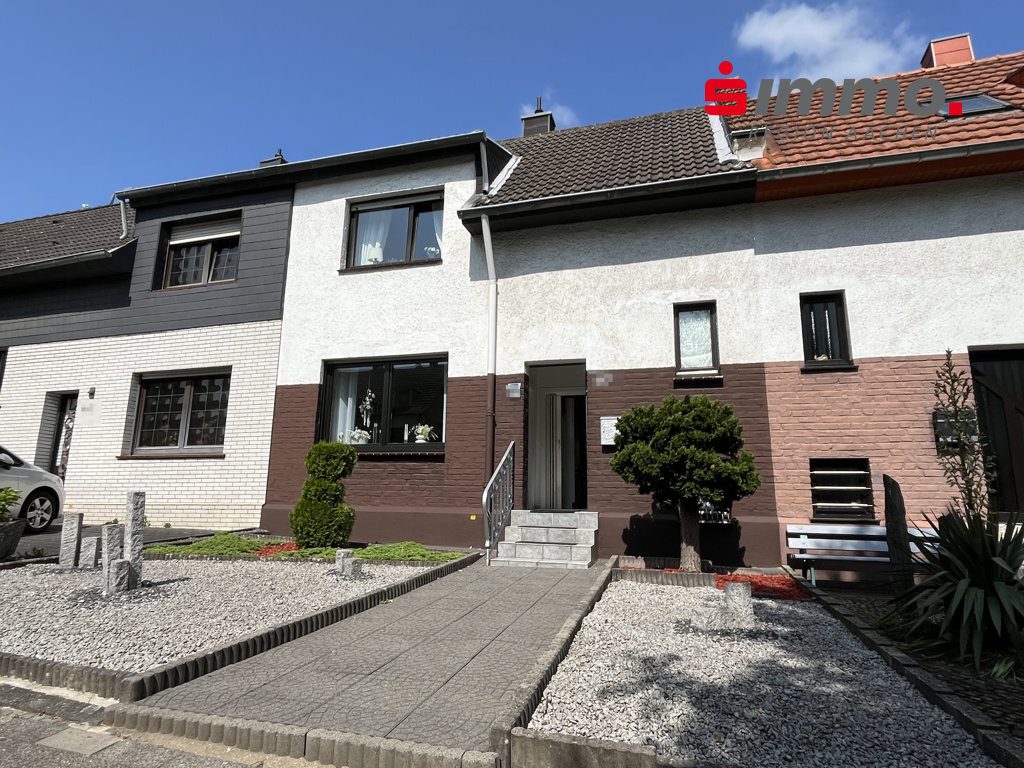 Immobilienangebot - Herzogenrath - Wohnen - Geschmackvoll renoviertes Einfamilienhaus mit Carport