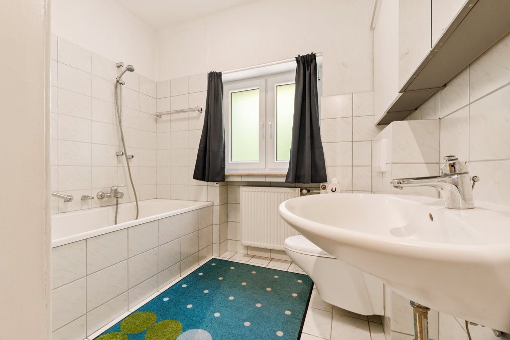 Immobilienangebot - Aachen - Wohnen - Modernisiertes Einfamilienhaus
mit sonnigem Garten im Südviertel!