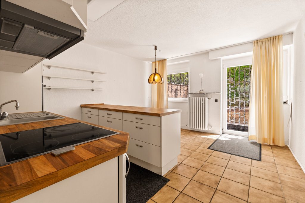 Immobilienangebot - Aachen - Wohnen - Modernisiertes Einfamilienhaus
mit sonnigem Garten im Südviertel!