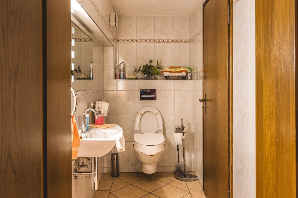 Immobilienangebot - Aachen - Wohnen - Attraktives Einfamilienhaus im Bungalowstil
mit Garage und sonnigem Grundstück