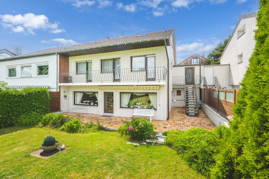 Immobilienangebot - Aachen - Wohnen - Attraktives Einfamilienhaus im Bungalowstil
mit Garage und sonnigem Grundstück