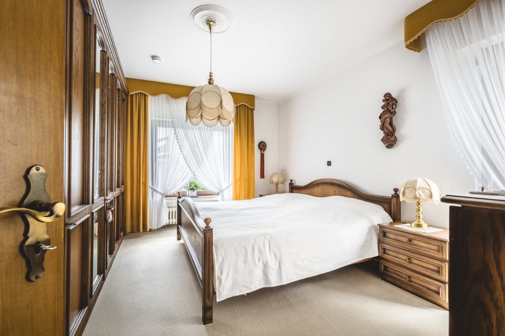 Immobilienangebot - Aachen - Wohnen - Attraktives Einfamilienhaus im Bungalowstil
mit Garage und sonnigem Grundstück