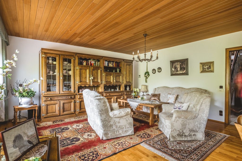 Immobilienangebot - Aachen - Wohnen - Attraktives Einfamilienhaus im Bungalowstil
mit Garage und sonnigem Grundstück