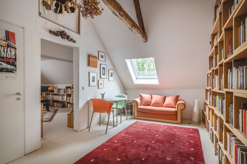 Immobilienangebot - Monschau - Wohnen - Top gepflegtes Landhaus mit Tandemgarage auf weitläufigem Grundstück