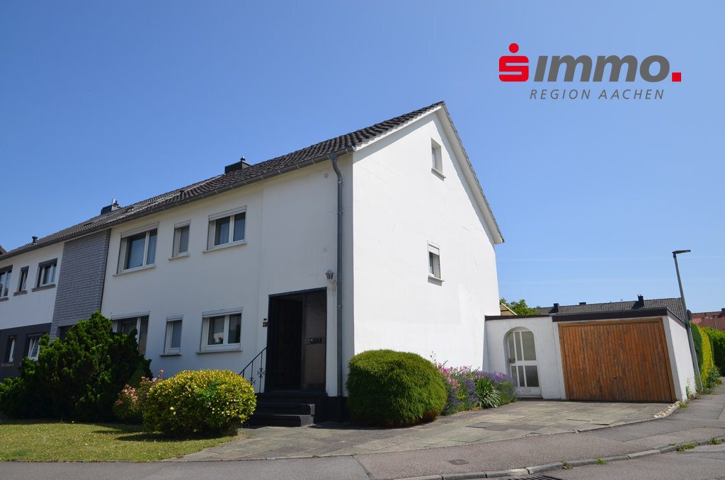 Immobilienangebot - Herzogenrath - Wohnen - Bezugsfreies Einfamilienhaus mit schönem Garten und Garage