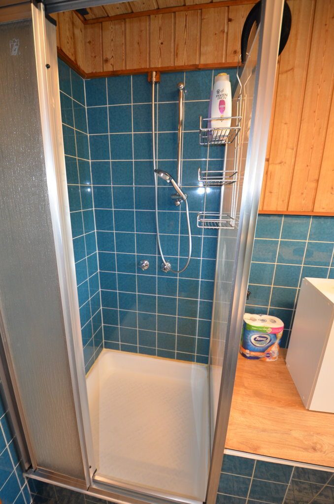 Immobilienangebot - Baesweiler - Wohnen - Großzügiges Einfamilienhaus mit Garage im Stadtzentrum