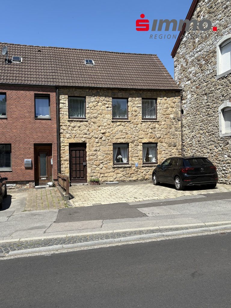 Immobilienangebot - Stolberg - Wohnen - Modernisierungsbedürftiges 2-Familienhaus