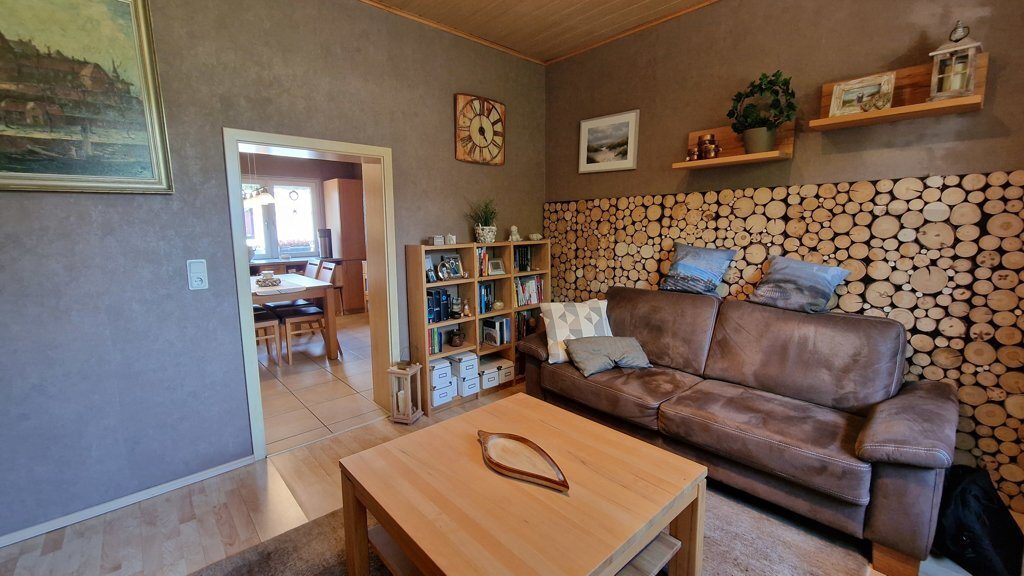 Immobilienangebot - Jülich - Wohnen - Freistehendes Einfamilienhaus mit großem Grundstück und separater Bauparzelle