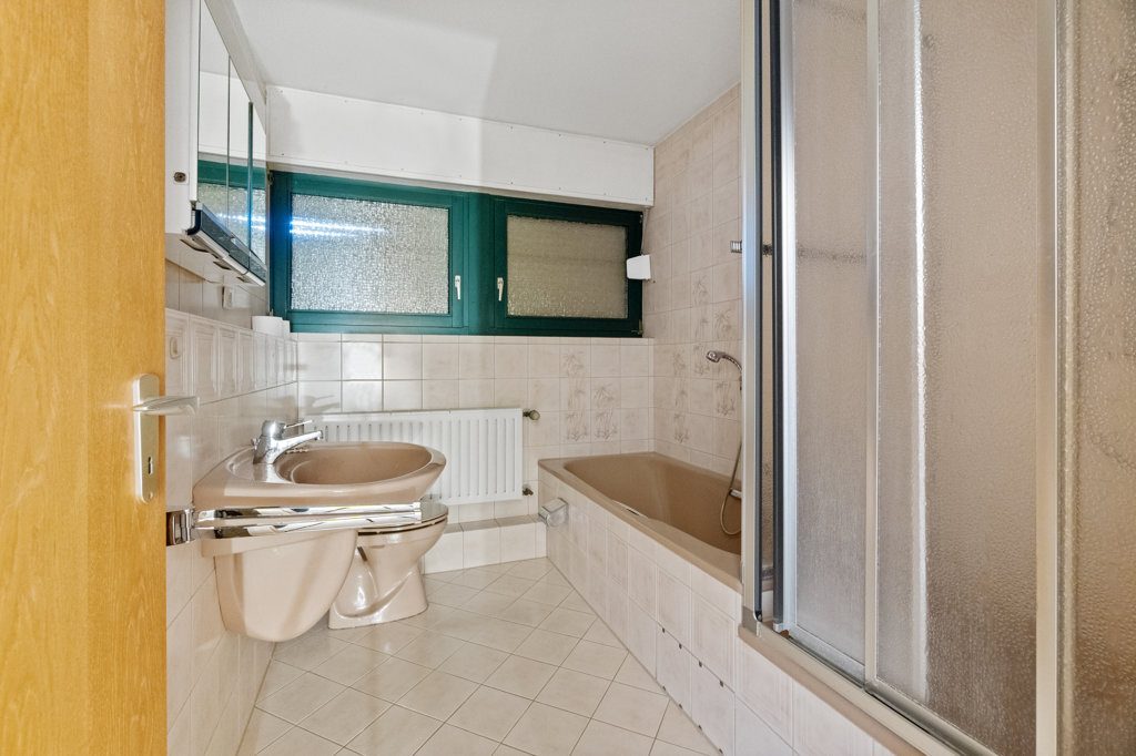 Immobilienangebot - Aachen - Wohnen - Attraktives Einfamilienhaus mit sonnigem Grundstück
in sehr beliebter und ruhiger Wohnlage
