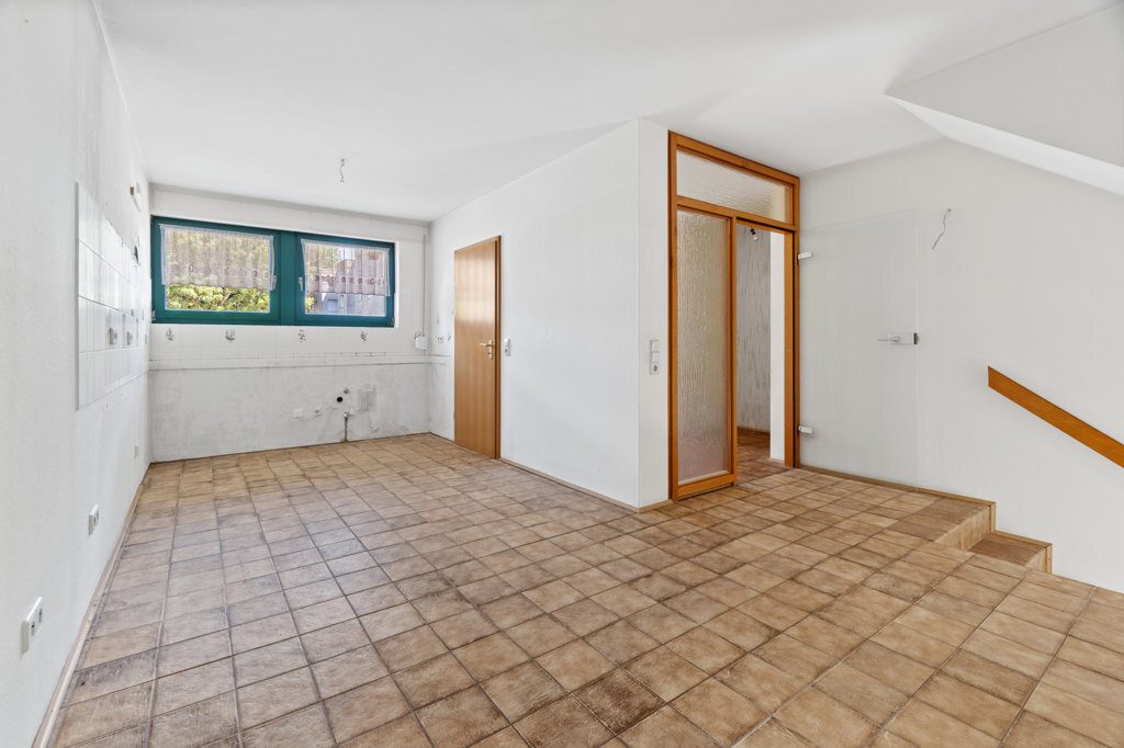 Immobilienangebot - Aachen - Wohnen - Attraktives Einfamilienhaus mit sonnigem Grundstück
in sehr beliebter und ruhiger Wohnlage