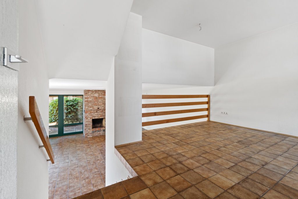 Immobilienangebot - Aachen - Wohnen - Attraktives Einfamilienhaus mit sonnigem Grundstück
in sehr beliebter und ruhiger Wohnlage