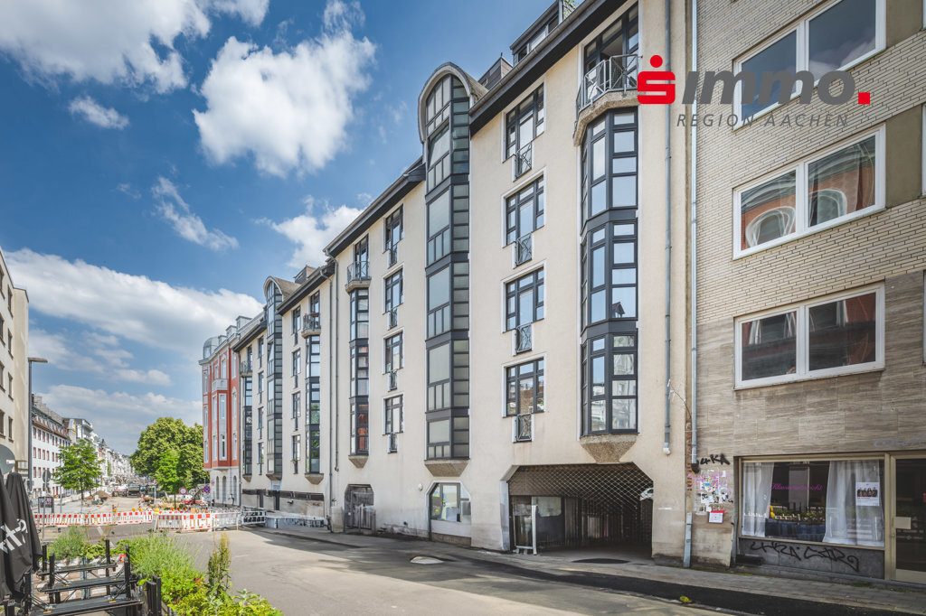 Immobilienangebot - Aachen - Wohnen - Leben im Frankenberger Viertel!
Bezugsfreie Zweizimmerwohnung mit Balkon und PKW-Stellplatz
