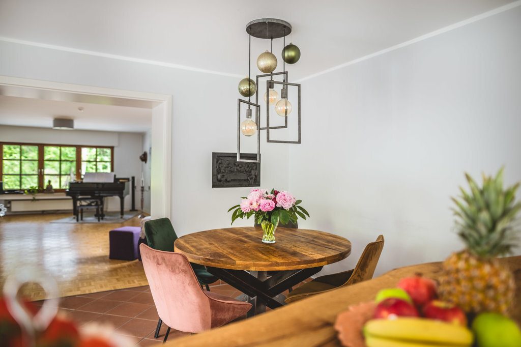 Immobilienangebot - Stolberg - Wohnen - Frei stehendes, komplett modernisiertes EFH in idyllischer Lage