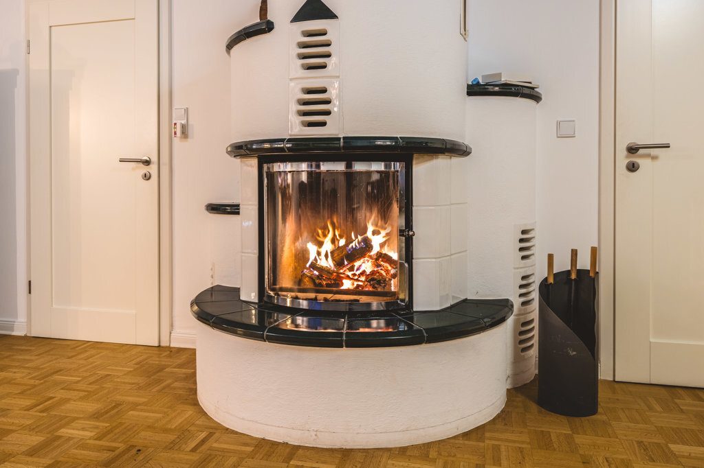 Immobilienangebot - Stolberg - Wohnen - Frei stehendes, komplett modernisiertes EFH in idyllischer Lage