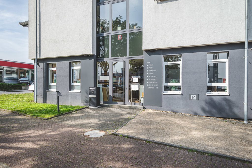 Immobilienangebot - Aachen - Rest/Spezial - Hochwertige Bürofläche im Erdgeschoss eines modernen Geschäftshauses in hervorragender Lage