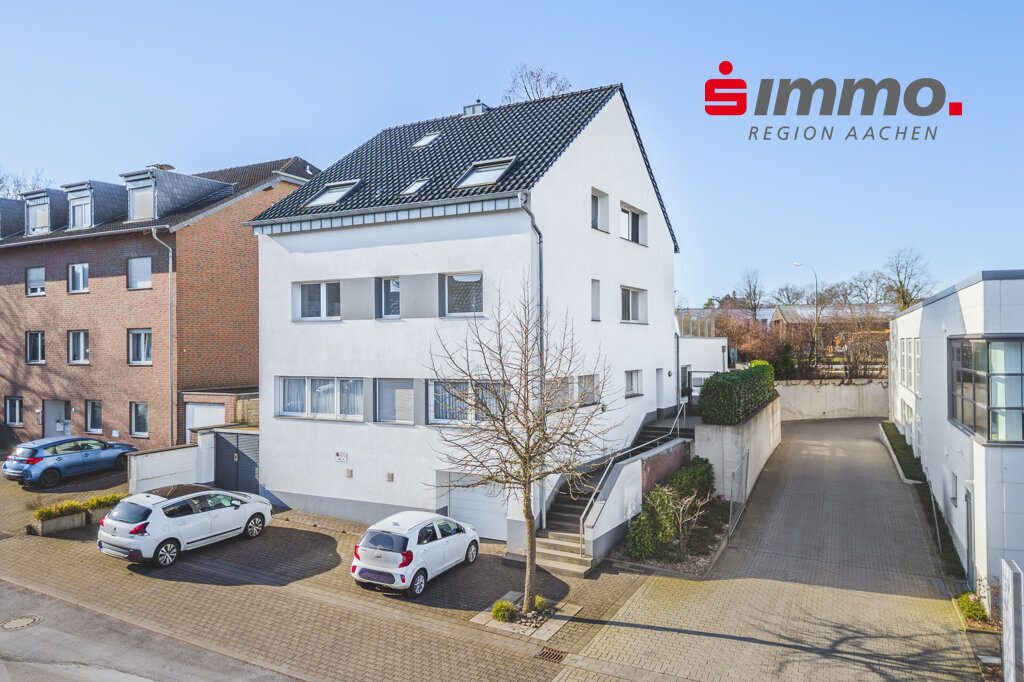 Immobilienangebot - Aachen - Renditehäuser - Gepflegtes 4-Familienhaus auf schönem Grundstück mit 2 Garagen