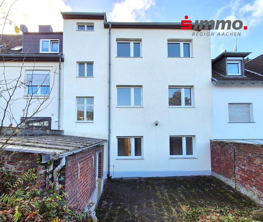 Immobilienangebot - Würselen - Wohnen - Bezugsfreies 3-Familienhaus, geeignet als Mehrgenerationenwohnen in zentraler Würselener-Wohnlage