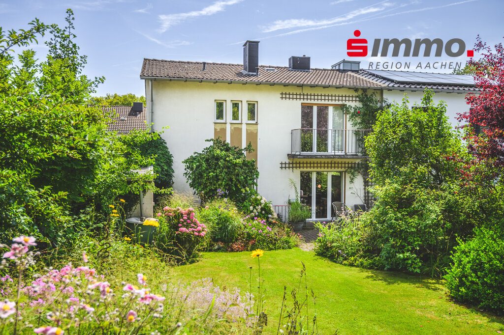 Immobilienangebot - Aachen - Wohnen - Laurensberg!
Geräumiges Einfamilienhaus in super ruhiger Seitenstraße