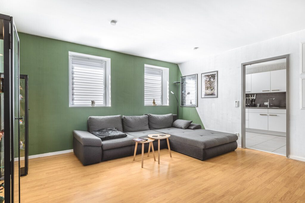 Immobilienangebot - Würselen - Wohnen - Linden Neusen!
Luxuriöses Einfamilienhaus mit Einliegerwohnung und zusätzlichem Mehrfamilienhaus