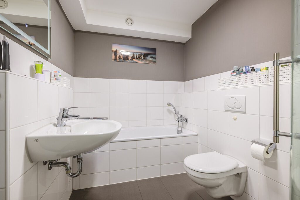 Immobilienangebot - Würselen - Wohnen - Linden Neusen!
Luxuriöses Einfamilienhaus mit Einliegerwohnung und zusätzlichem Mehrfamilienhaus