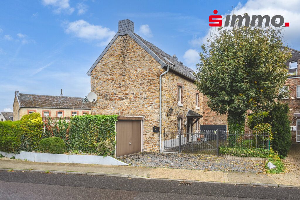 Immobilienangebot - Aachen - Wohnen - Charismatisches Einfamilienhaus
in sehr beliebter und zentraler Lage