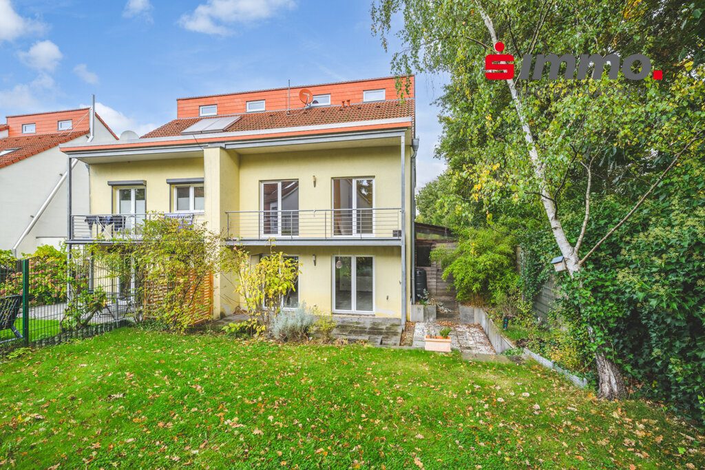 Immobilienangebot - Herzogenrath - Wohnen - "Sonnenschein-Siedlung"
Modernes Einfamilienhaus mit fünf Schlafzimmern und Sonnengarten