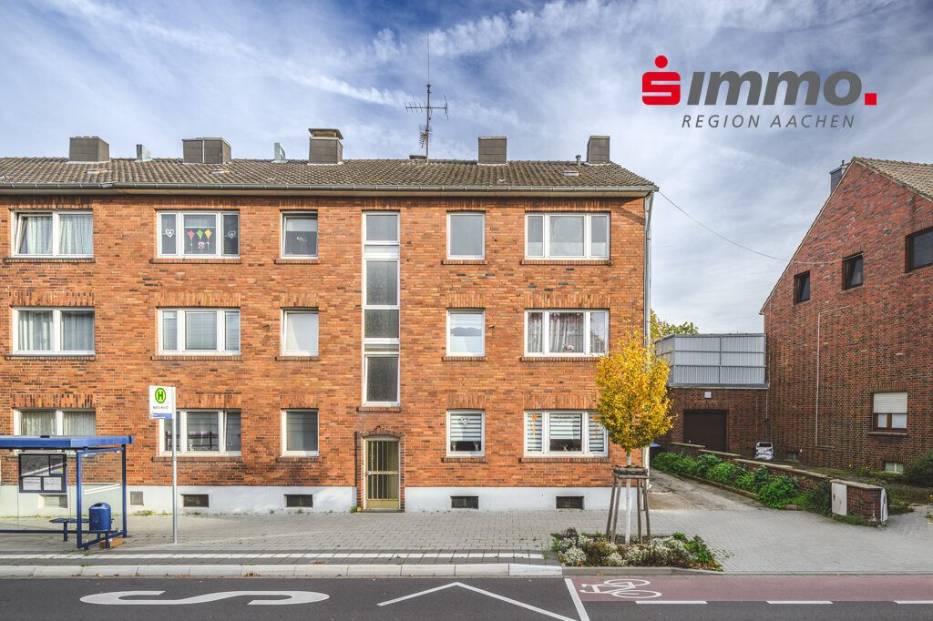 Immobilienangebot - Eschweiler - Renditehäuser - Sechsfamilienhaus mit 5 Garagen in zentraler Lage