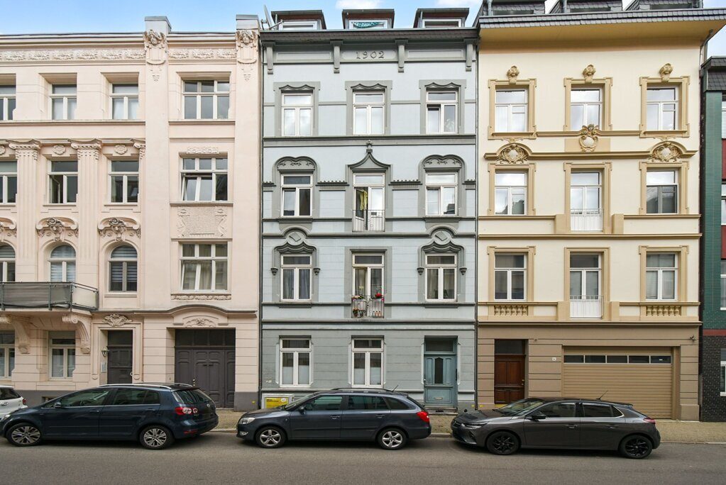 Immobilienangebot - Aachen - Renditehäuser - Denkmalgeschütztes Mehrfamilienhaus mit der Aufgabe zur Neuausrichtung, nähe Luisenhospital