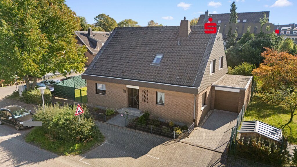 Immobilienangebot - Alsdorf - Wohnen - Freistehendes Einfamilienhaus in verkehrsberuhigter Spielstraße
