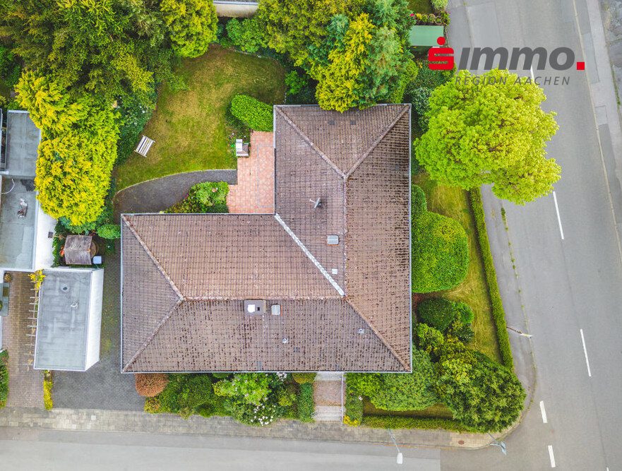 Immobilienangebot - Aachen - Grundstücke - Herrliches Eckgrundstück im Herzen von Walheim