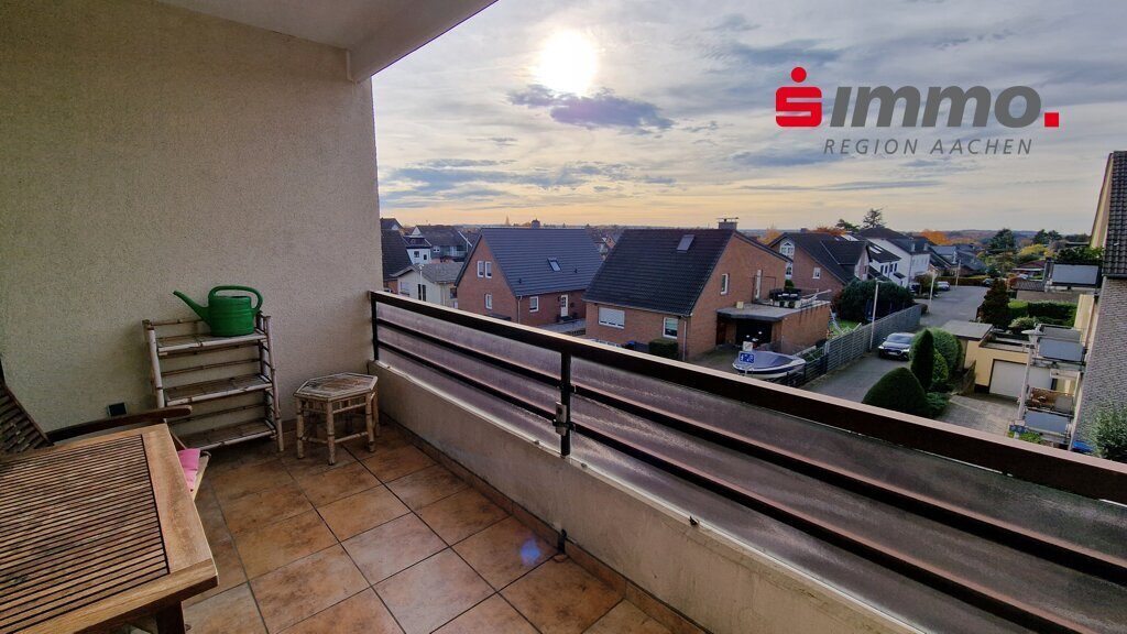 Immobilienangebot - Würselen - Wohnen - Bezugsfreie 4-Zimmerwohnung mit Westbalkon und Fernblick zwischen Morsbach und Teutsiedlung