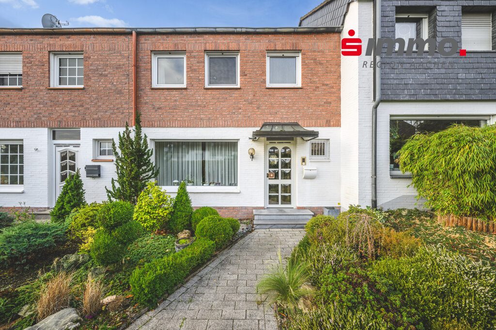 Immobilienangebot - Aachen - Wohnen - Bezugsfreies Einfamilienhaus mit Garage auf Erbpachtgrundstück in Aachen-Kronenberg