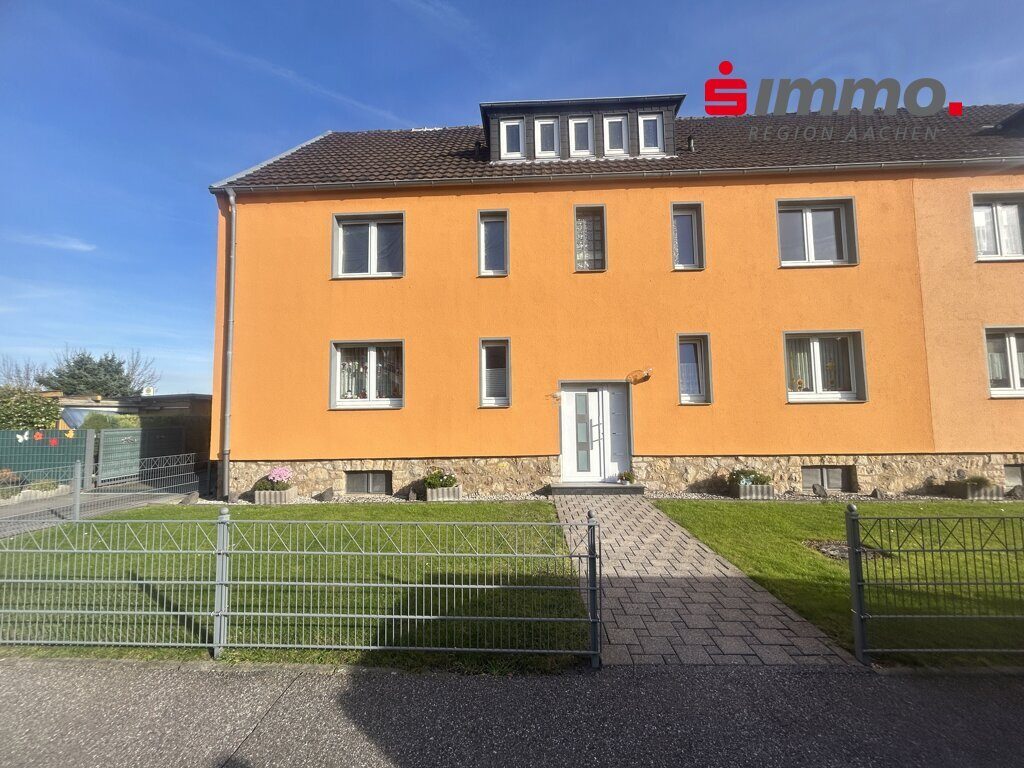 Immobilienangebot - Stolberg (Rheinland) - Renditehäuser - Frisch renoviertes, top gepflegtes 4-Familienhaus mit Garten und Garagen