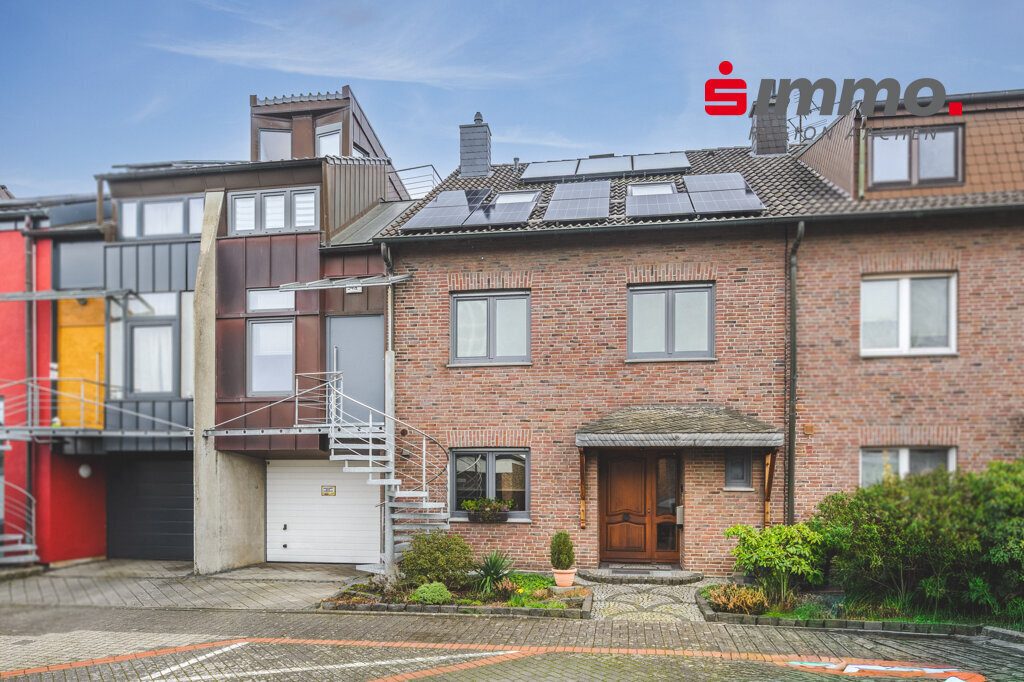 Immobilienangebot - Herzogenrath - Wohnen - Großes Zweifamilienhaus mit Ausbaureserve in einer der besten Wohnlagen von Kohlscheid