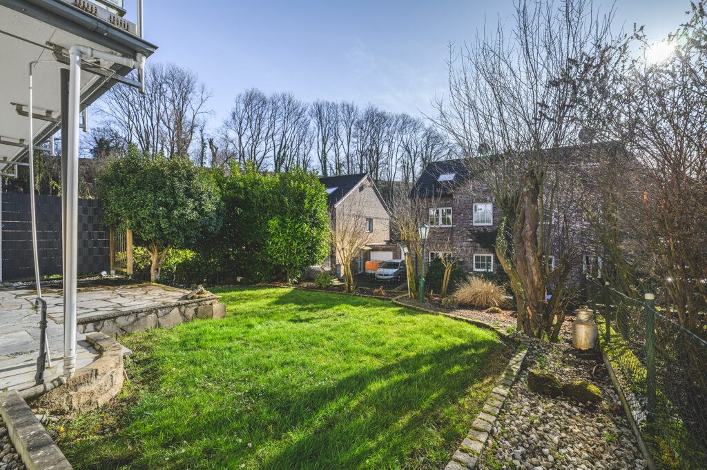Immobilienangebot - Aachen - Wohnen - Laurensberg!
Liebevoll gepflegtes Einfamilienhaus in bestem Wohnumfeld