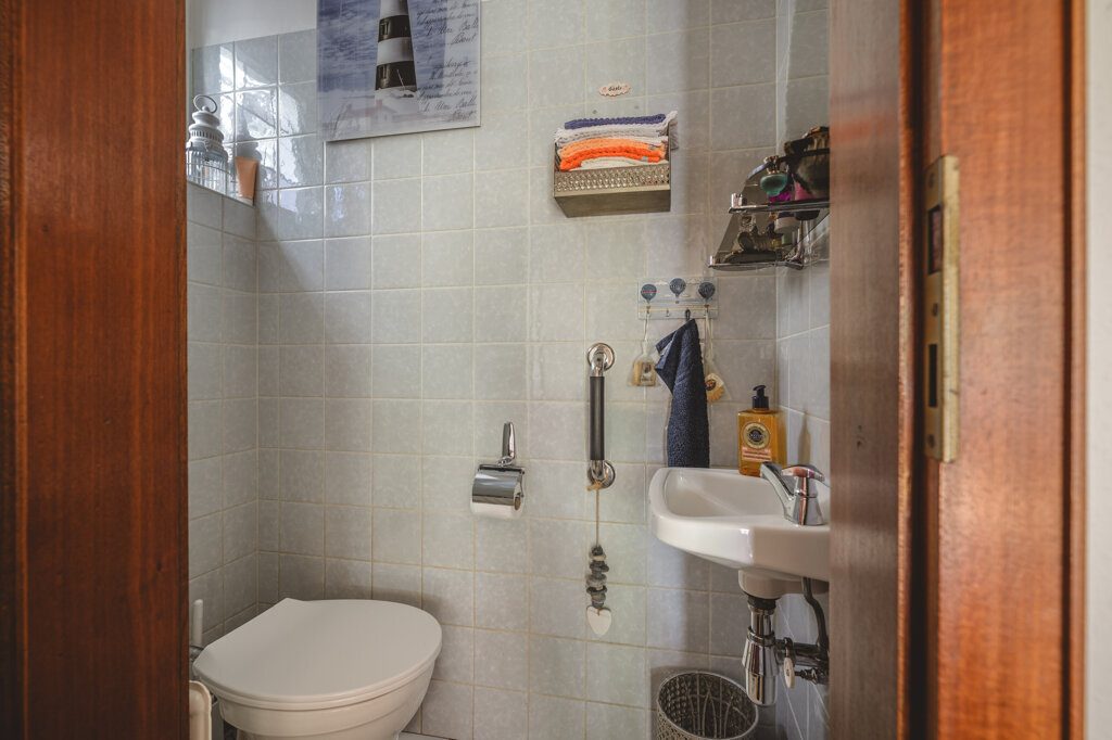 Immobilienangebot - Aachen - Wohnen - Laurensberg!
Liebevoll gepflegtes Einfamilienhaus in bestem Wohnumfeld