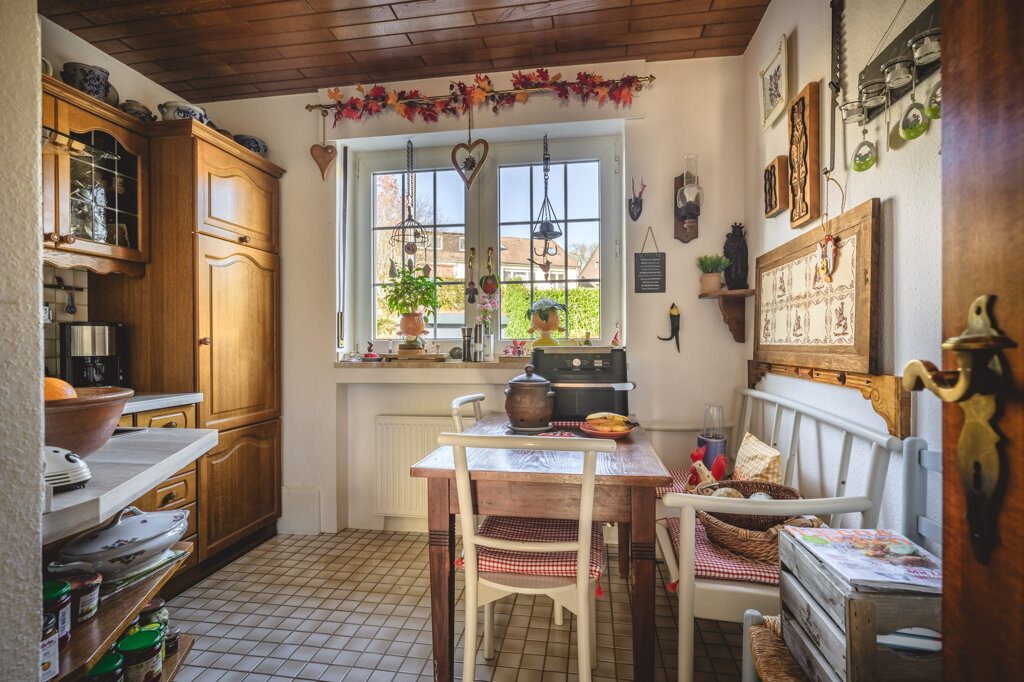 Immobilienangebot - Aachen - Wohnen - Laurensberg!
Liebevoll gepflegtes Einfamilienhaus in bestem Wohnumfeld