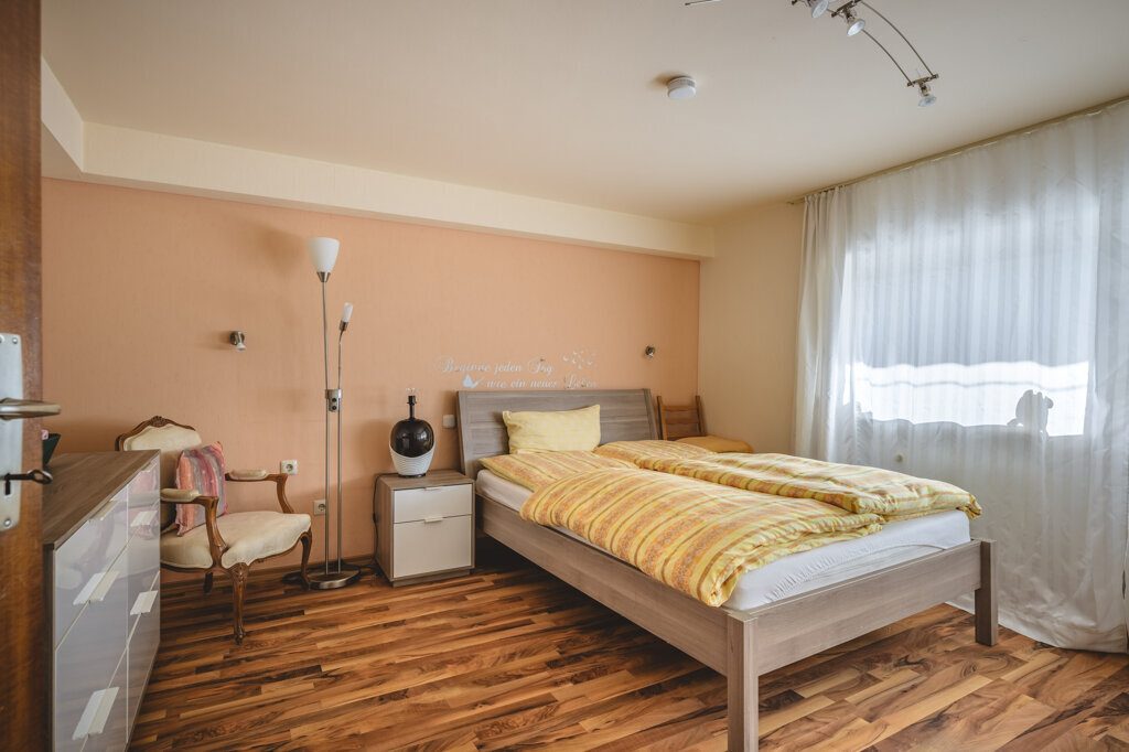 Immobilienangebot - Aachen - Wohnen - Laurensberg!
Liebevoll gepflegtes Einfamilienhaus in bestem Wohnumfeld