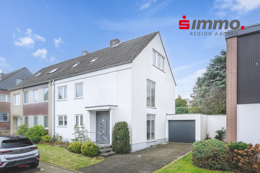 Immobilienangebot - Aachen / Brand - Wohnen - Charmantes Einfamilienhaus mit großem Garten und Garage in begehrter Lage von Aachen-Brand