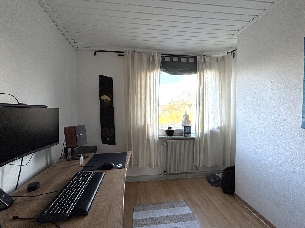 Immobilienangebot - Würselen - Wohnen - Broichweiden!
Bezugsfreies 2-Familienhaus mit Garage und traumhaftem Garten