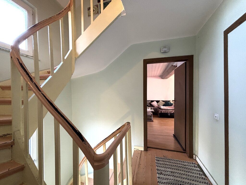 Immobilienangebot - Würselen - Wohnen - Broichweiden!
Bezugsfreies 2-Familienhaus mit Garage und traumhaftem Garten