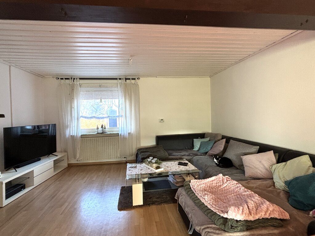 Immobilienangebot - Würselen - Wohnen - Broichweiden!
Bezugsfreies 2-Familienhaus mit Garage und traumhaftem Garten