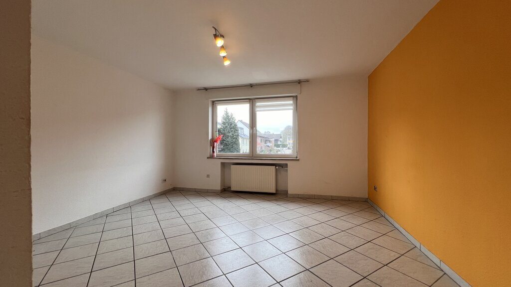 Immobilienangebot - Alsdorf - Wohnen - Sanierungsbedürftiges Einfamilienhaus
mit sonnigem Grundstück in ruhiger Lage