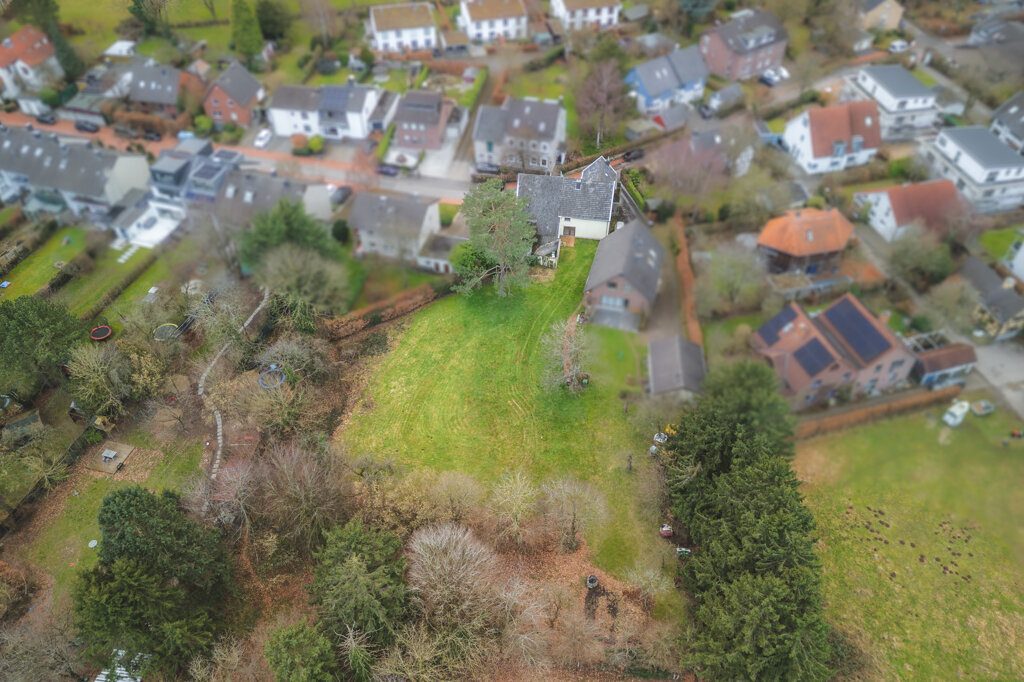 Immobilienangebot - Aachen - Grundstücke - Großes Baugrundstück für ein Einfamilienhaus
mit Altbestand in sehr ruhiger und beliebter Lage
