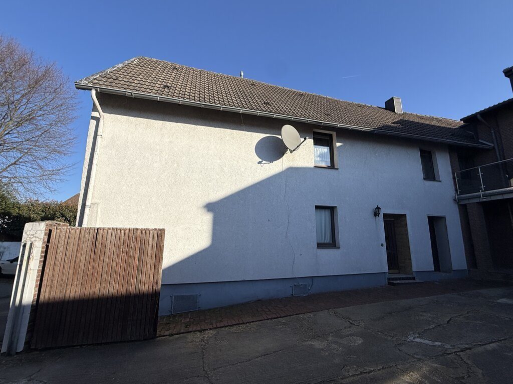 Immobilienangebot - Baesweiler - Wohnen - Einfamilienhaus als Wohnungseigentum