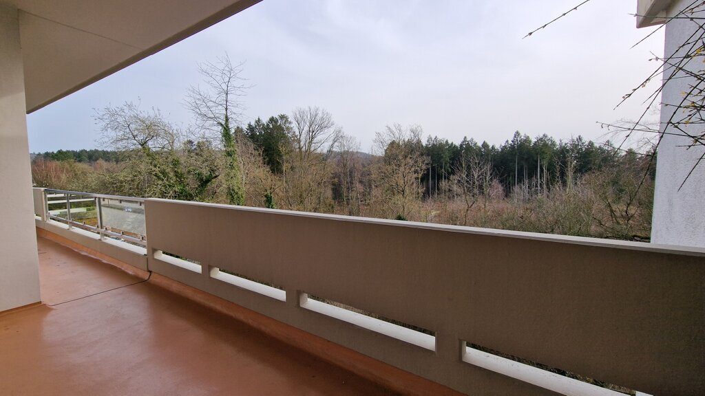 Immobilienangebot - Aachen - Wohnen - Der Blick ins Grüne!
Bezugsfreie 3 Zimmerwohnung mit großem Balkon und PKW Stellplatz
