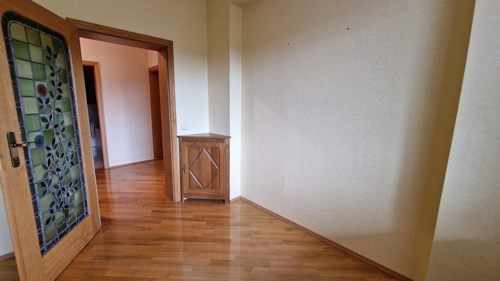 Immobilienangebot - Aachen - Wohnen - Der Blick ins Grüne!
Bezugsfreie 3 Zimmerwohnung mit großem Balkon und PKW Stellplatz